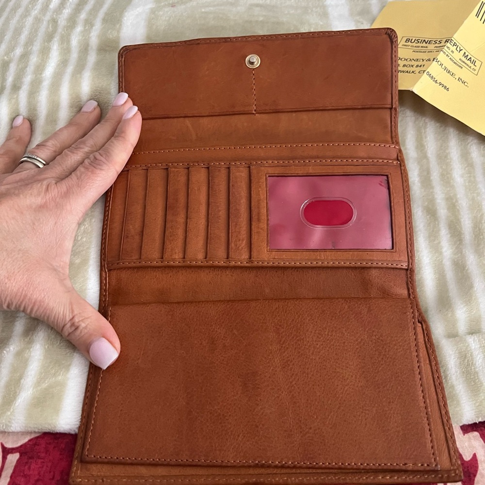 Wallet - Picture 4 of 7